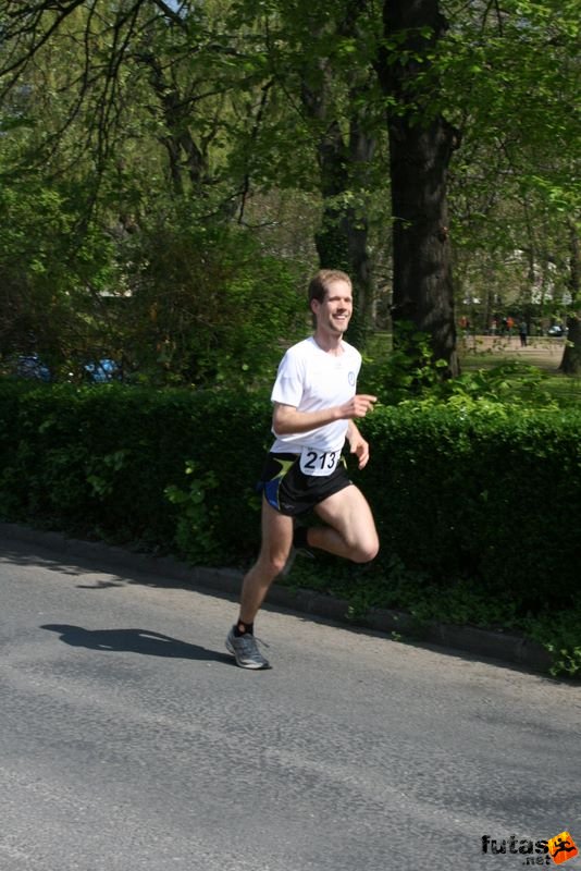 Sárvár 12 és 24 órás futás ultramarathon, Devecseri Bálint