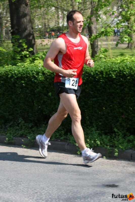 Sárvár 12 és 24 órás futás ultramarathon, MAKAI László
