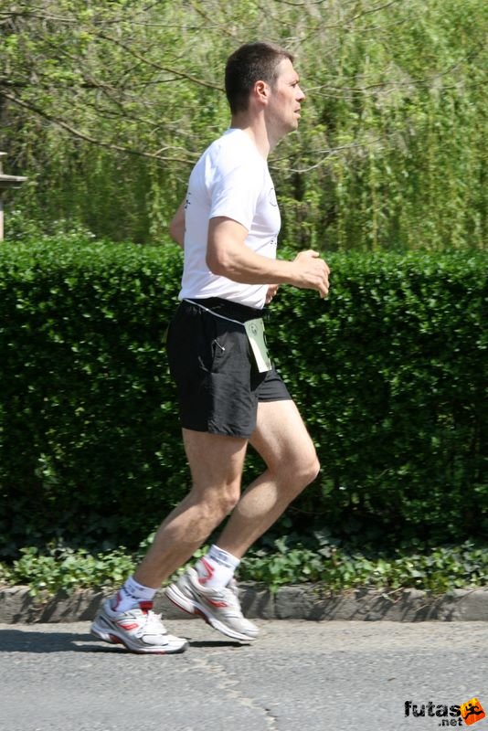 Sárvár 12 és 24 órás futás ultramarathon, Véghelyi Árpád