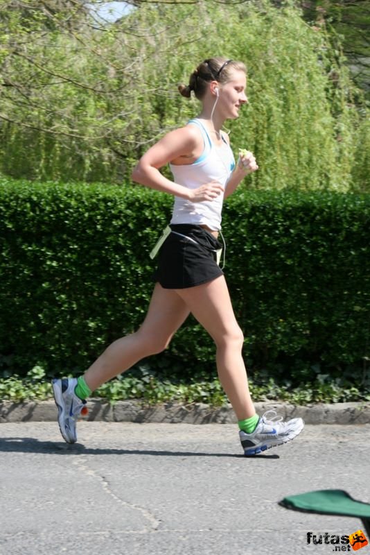 Sárvár 12 és 24 órás futás ultramarathon, Böszörményi Edit 24 órás futó