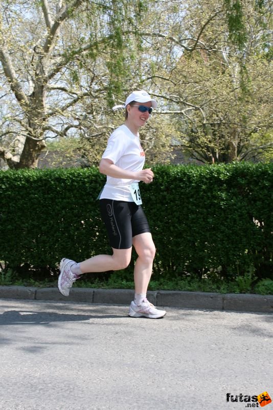 Sárvár 12 és 24 órás futás ultramarathon, Gurdon Éva