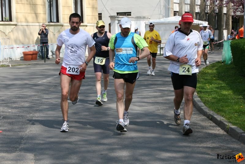Sárvár 12 és 24 órás futás ultramarathon, Markella Krisztián, Holló Mihály, Leel-Őssy István