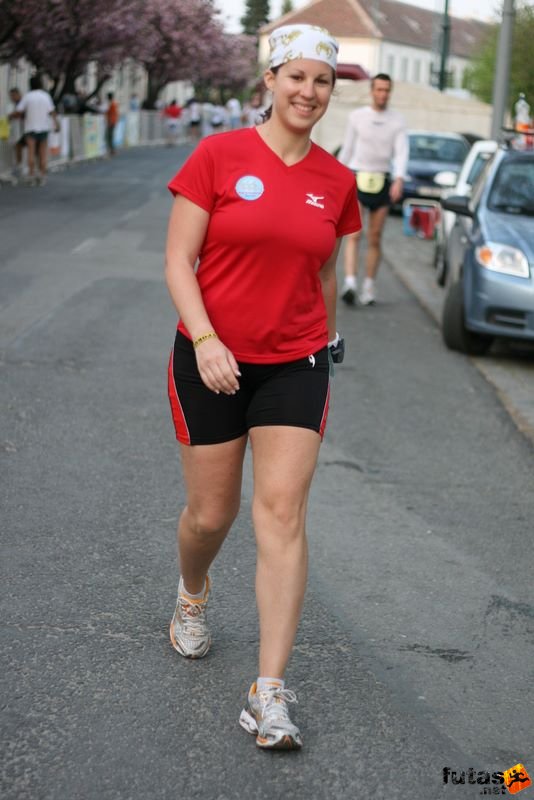 Sárvár futás váltófutás ultrafutás, Zoltán Judit 12 órás futó