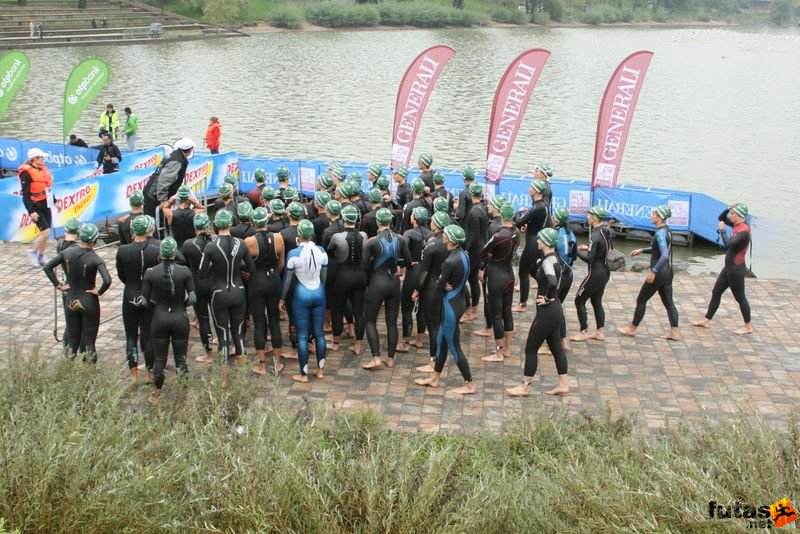 Triathlon World Championship Swimming úszás, women swimming age group triathlon