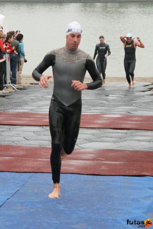 Triathlon World Championship triathlon_budapest_7432.jpg Triathlon World Championship Swimming úszás, triathlon_budapest_7432.jpg