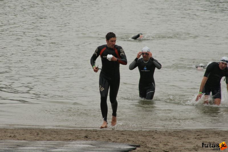 Triathlon World Championship triathlon_budapest_7456.jpg Triathlon World Championship Swimming úszás, triathlon_budapest_7456.jpg