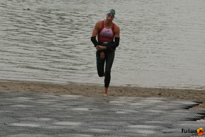 Triathlon World Championship triathlon_budapest_7459.jpg Triathlon World Championship Swimming úszás, triathlon_budapest_7459.jpg