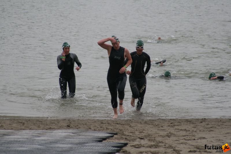 Triathlon World Championship triathlon_budapest_7482.jpg Triathlon World Championship Swimming úszás, triathlon_budapest_7482.jpg