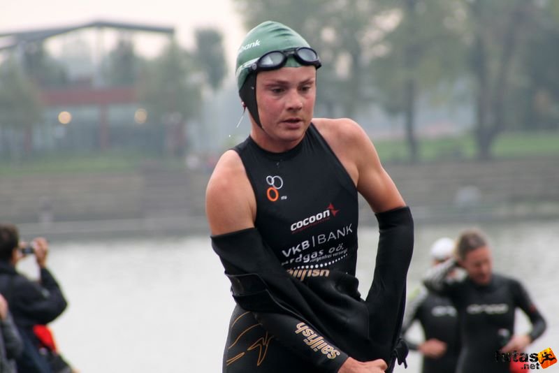Triathlon World Championship triathlon_budapest_7511.jpg Triathlon World Championship Swimming úszás, triathlon_budapest_7511.jpg