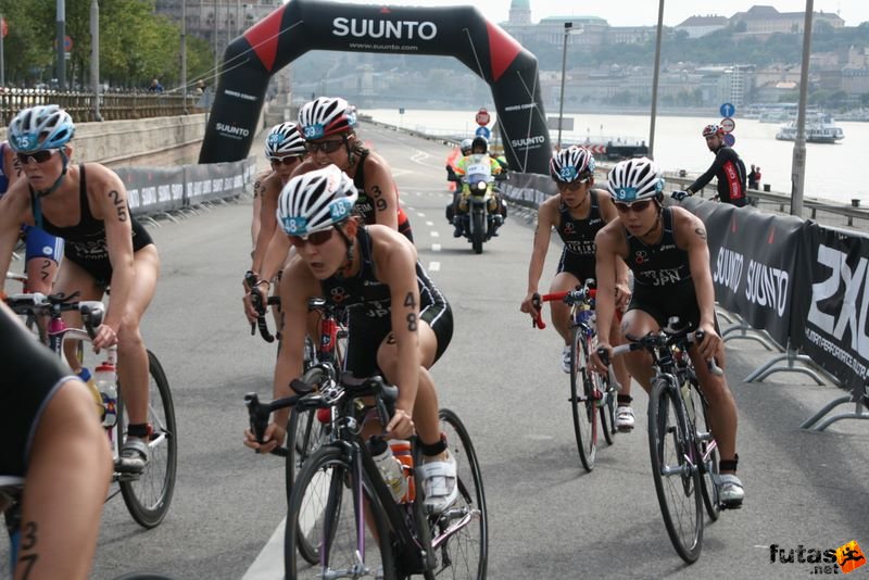 Triathlon World Championship Elite Women bicycle race, JURI IDE JPN