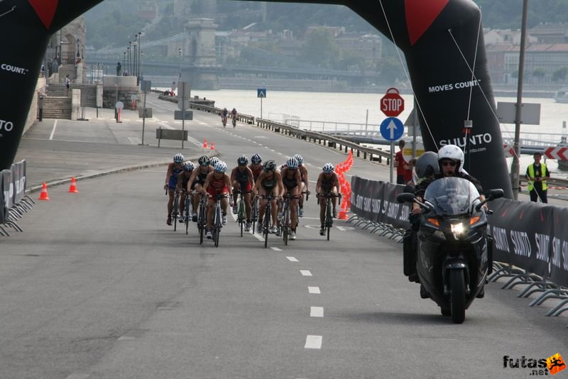 Triathlon World Championship Elite Women bicycle race, triathlon_budapest_7993.jpg