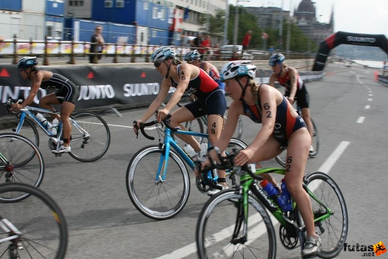 Triathlon World Championship Elite Women bicycle race, BIRGIT CALS-BERK	NED