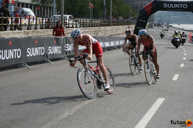 Triathlon World Championship Elite Women bicycle race, triathlon_budapest_8012.jpg