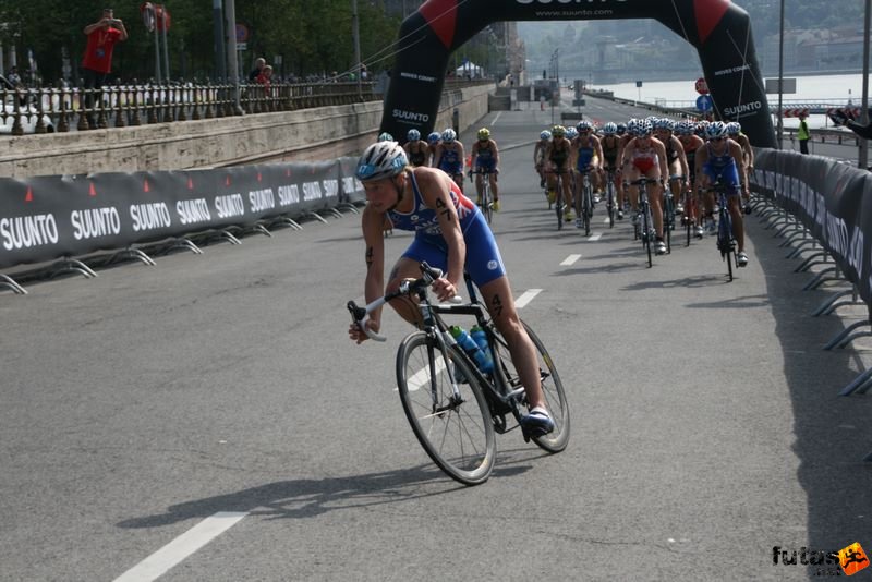 Triathlon World Championship Elite Women bicycle race, KERRY LANG Great Britain
