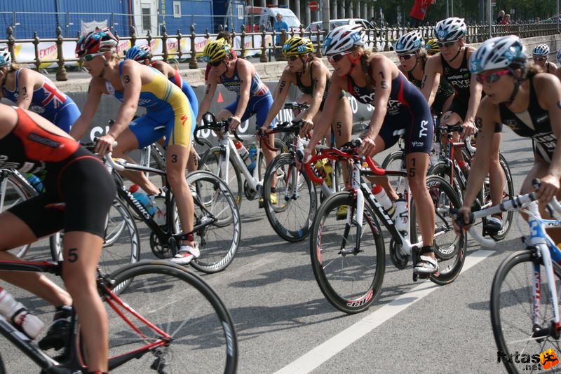 Triathlon World Championship Elite Women bicycle race, SARAH HASKINS	USA