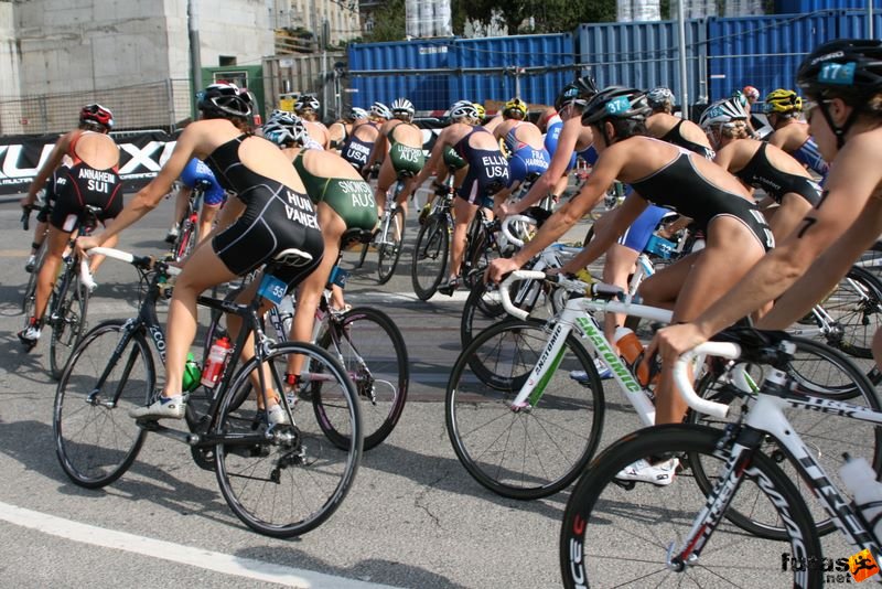 Triathlon World Championship Elite Women bicycle race, Vanek Margit