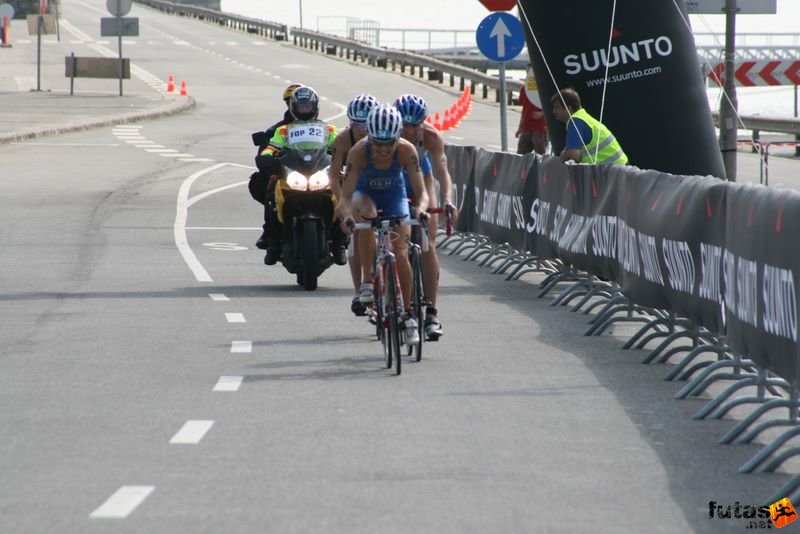 Triathlon World Championship Elite Women bicycle race, triathlon_budapest_8049.jpg