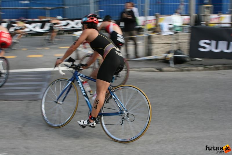 Triathlon World Championship Elite Women bicycle race, triathlon_budapest_8061.jpg