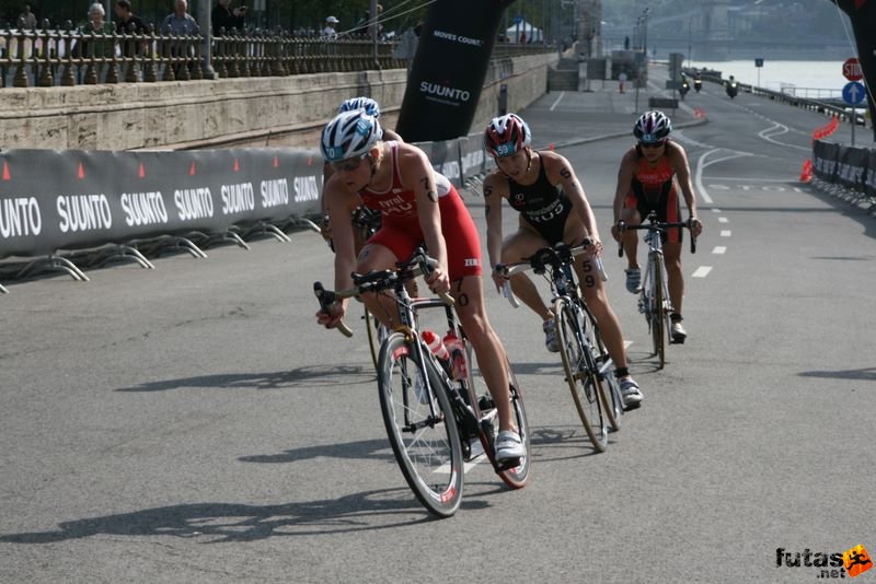 Triathlon World Championship Elite Women bicycle race, triathlon_budapest_8065.jpg