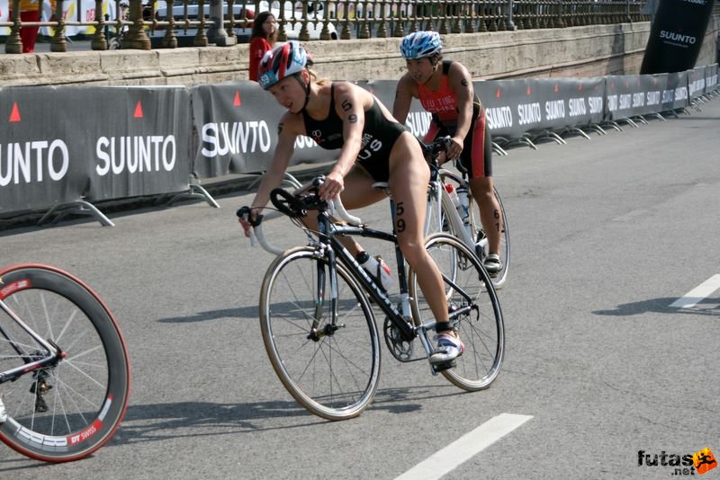 Triathlon World Championship Elite Women bicycle race, triathlon_budapest_8066.jpg