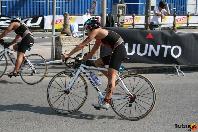 Triathlon World Championship Elite Women bicycle race, triathlon_budapest_8068.jpg