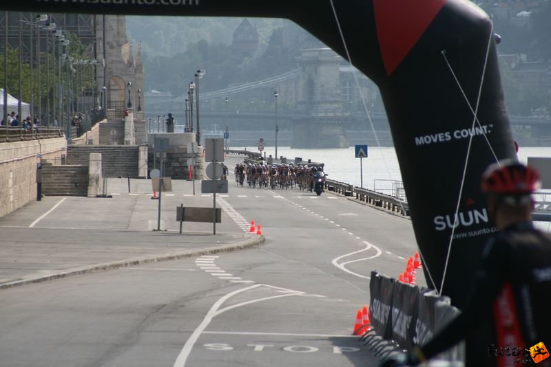 Triathlon World Championship Elite Women bicycle race, triathlon_budapest_8073.jpg