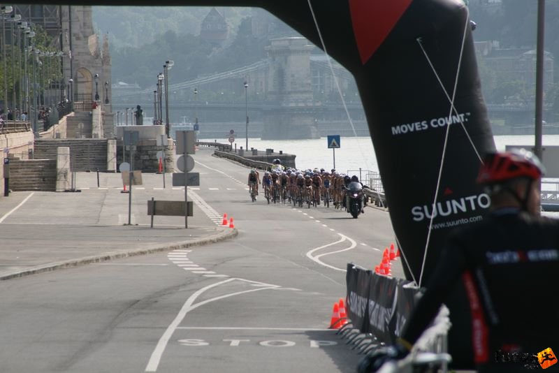 Triathlon World Championship Elite Women bicycle race, triathlon_budapest_8074.jpg
