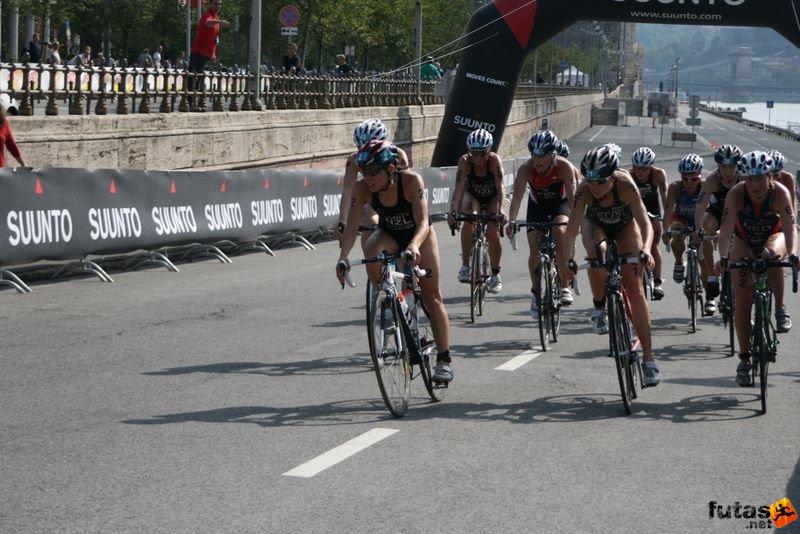 Triathlon World Championship Elite Women bicycle race, ANDREA HEWITT NZL