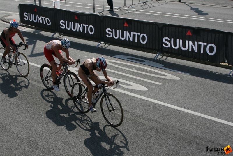 Triathlon World Championship Elite Women bicycle race, triathlon_budapest_8146.jpg