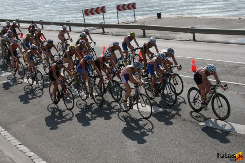 Triathlon World Championship Elite Women bicycle race, triathlon_budapest_8154.jpg