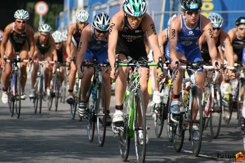 Triathlon World Championship Elite Women bicycle race, triathlon_budapest_8172.jpg