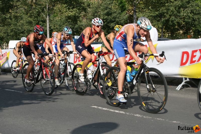 Triathlon World Championship Elite Women bicycle race, KERRY LANG	GBR
