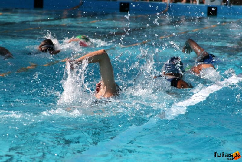 Kiskunhalas Halasi Hajtás Triatlon, 700 méter úszás Kiskunhalas