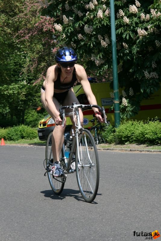 Triatlon Tour Budapest Margitsziget, VELECZKI VIKTÓRIA