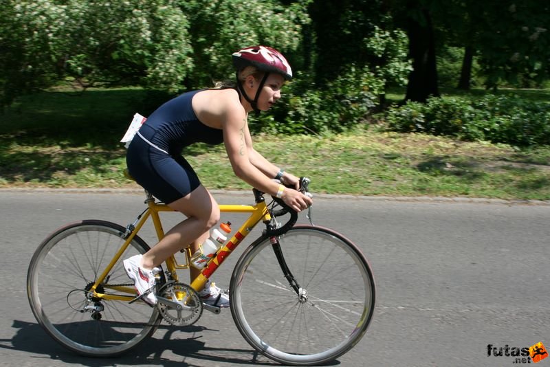 Triatlon Tour Budapest Margitsziget, KUZMA LILLA triatlon kerékpározás