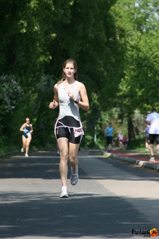 Triatlon Tour Budapest Margitsziget, IMRE ALEXANDRA triatlon futás