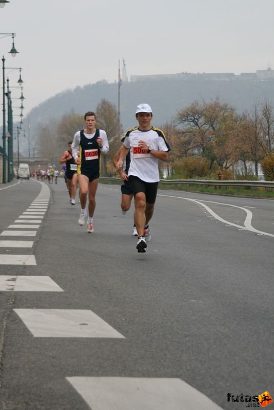 Tudás Útja Félmaraton Futóverseny Half Marathon Budapest, PÉSZ Attila 1:15:26