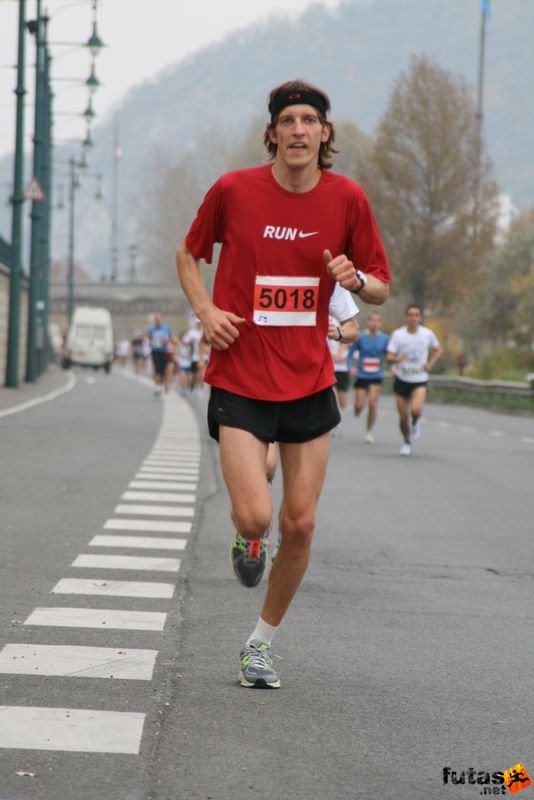 Tudás Útja Félmaraton Futóverseny Half Marathon Budapest, Vázsony