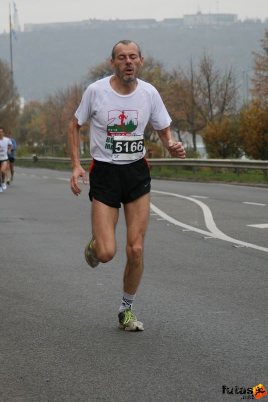 Tudás Útja Félmaraton Futóverseny Half Marathon Budapest, RATKAI Ferenc
