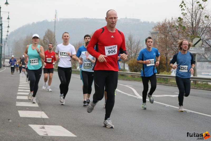 Tudás Útja Félmaraton Futóverseny Half Marathon Budapest, tudas_utja_felmaraton_1075.jpg