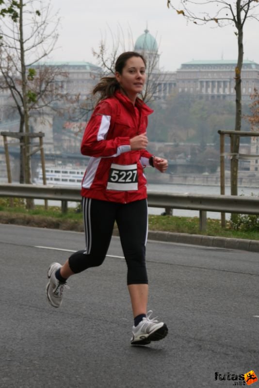 Tudás Útja Félmaraton Futóverseny Half Marathon Budapest, HUSZÁR Szilvia