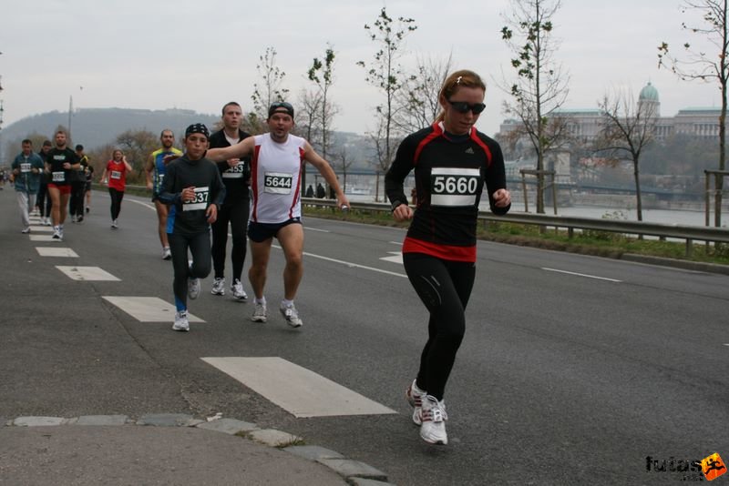 Tudás Útja Félmaraton Futóverseny Half Marathon Budapest, BÉNYI Krisztina