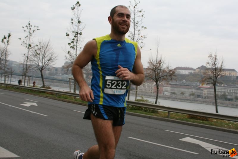 Tudás Útja Félmaraton Futóverseny Half Marathon Budapest, SATA Lehel, Pécsi Tudományegyetem