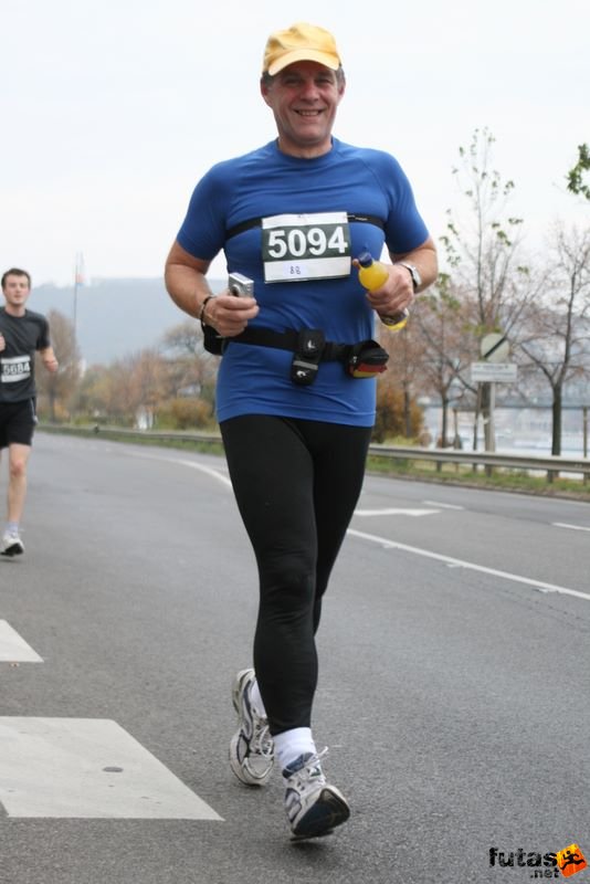 Tudás Útja Félmaraton Futóverseny Half Marathon Budapest, VARGA Dénes Henrik