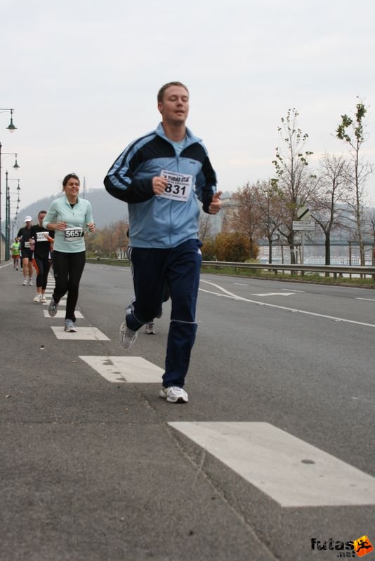 Tudás Útja Félmaraton Futóverseny Half Marathon Budapest, tudas_utja_felmaraton_1179.jpg