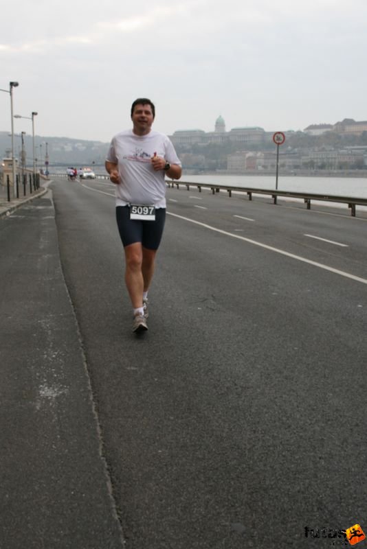 Tudás Útja Félmaraton Futás, Vili félmaraton