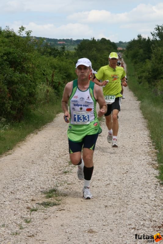Ultrabalaton futás 2010 futás futók Dörgicse után, Toni PERUŠIČ