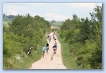 Ultrabalaton futás 2010 futás futók Dörgicse után ultrabalaton_1036.jpg