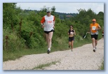 Ultrabalaton futás 2010 futás futók Dörgicse után Lótifuti Matildka csapat