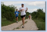 Ultrabalaton futás 2010 futás futók Dörgicse után Tri Ászok